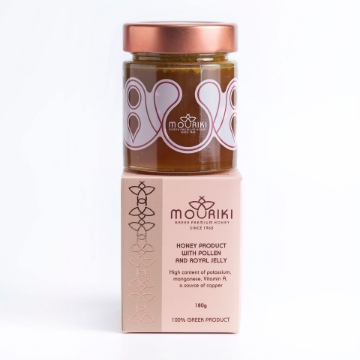 Nature's Superfood: Raw Honey with Pollen and Royal Jelly for Enhanced Health Nature's Superfood: Raw Honey with Pollen and Royal Jelly for Enhanced Health